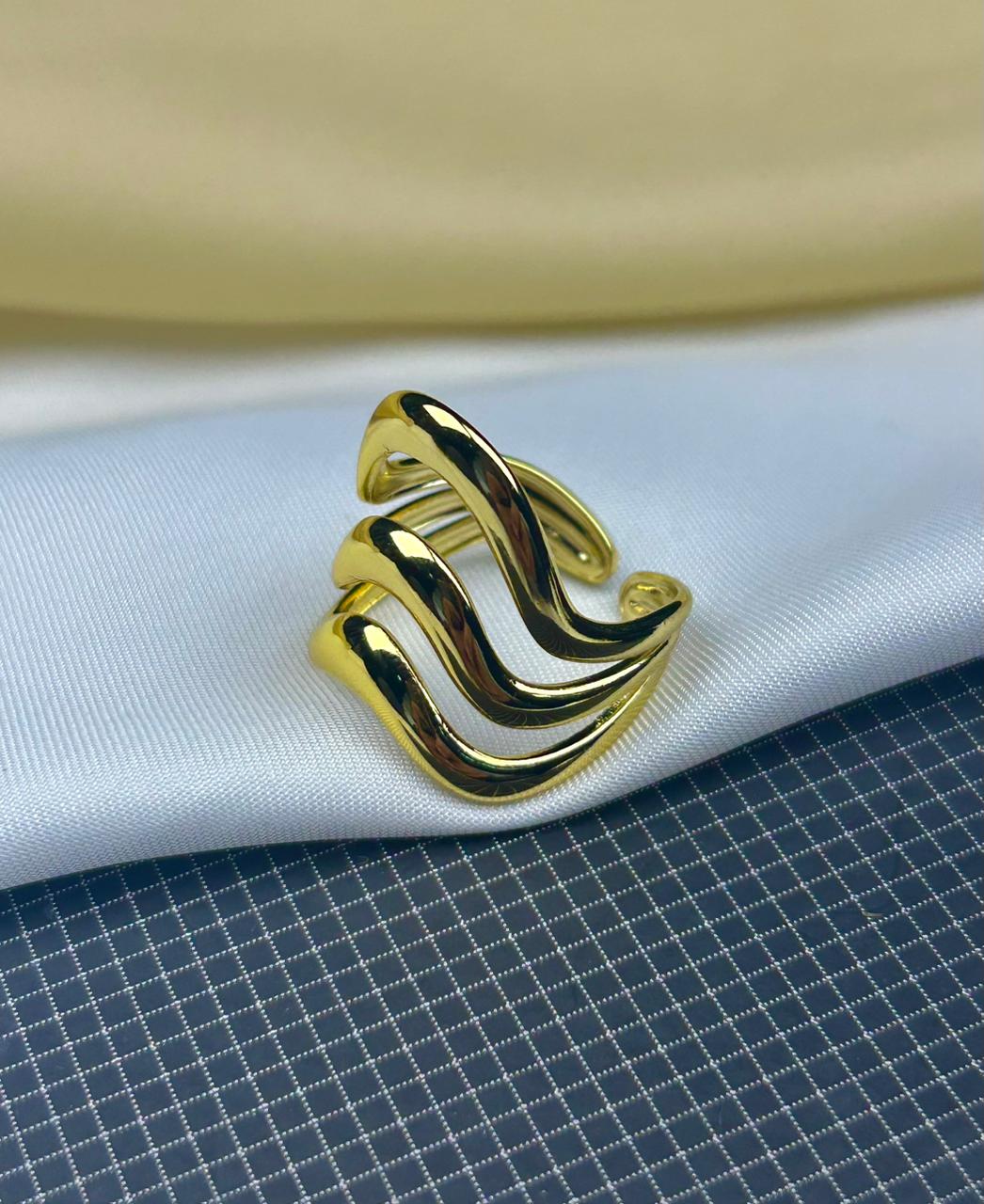 Adjustable Wave Ring