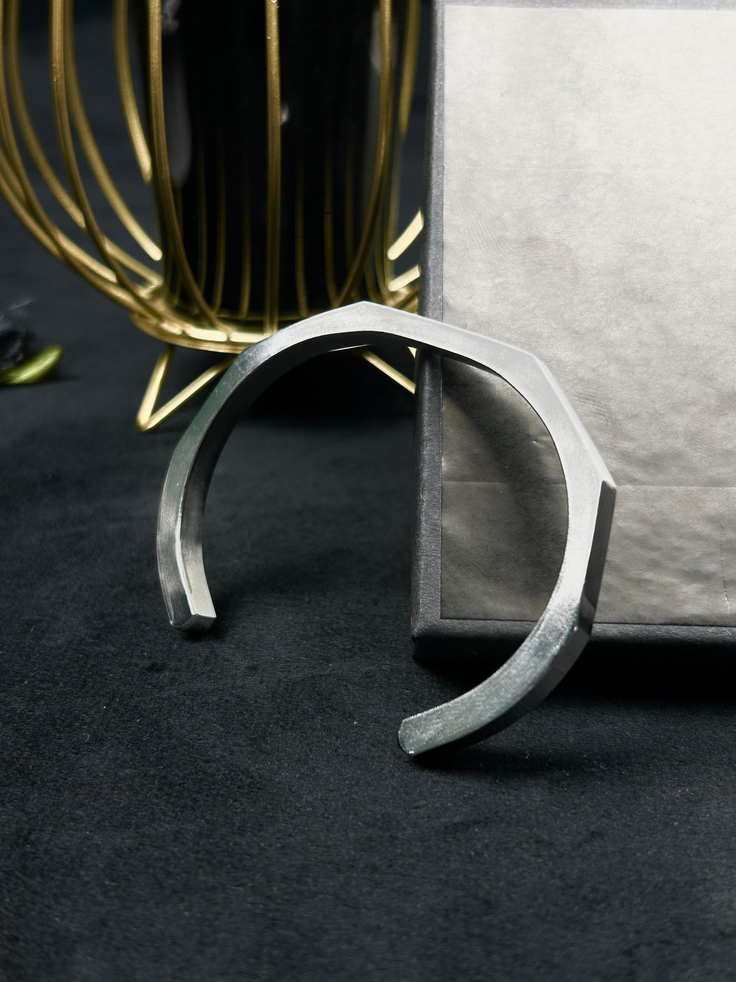 Apex Handcuff- Stainless Steel