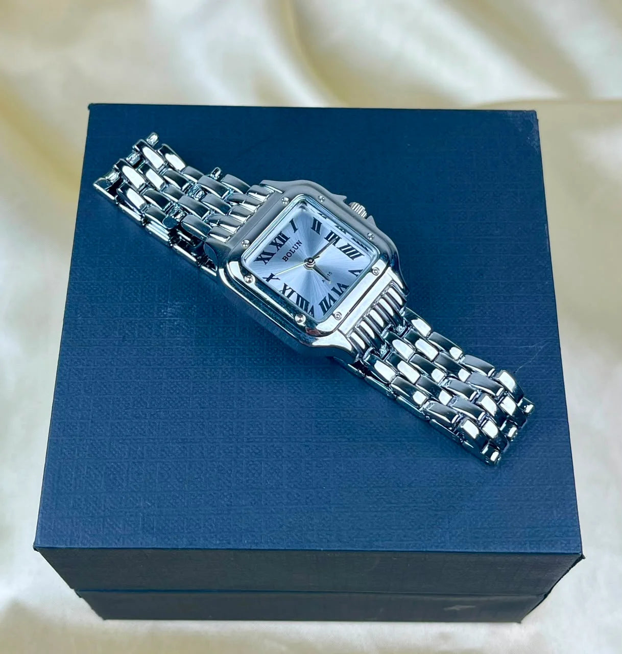 BOLUN Silver Tone Quartz Watch