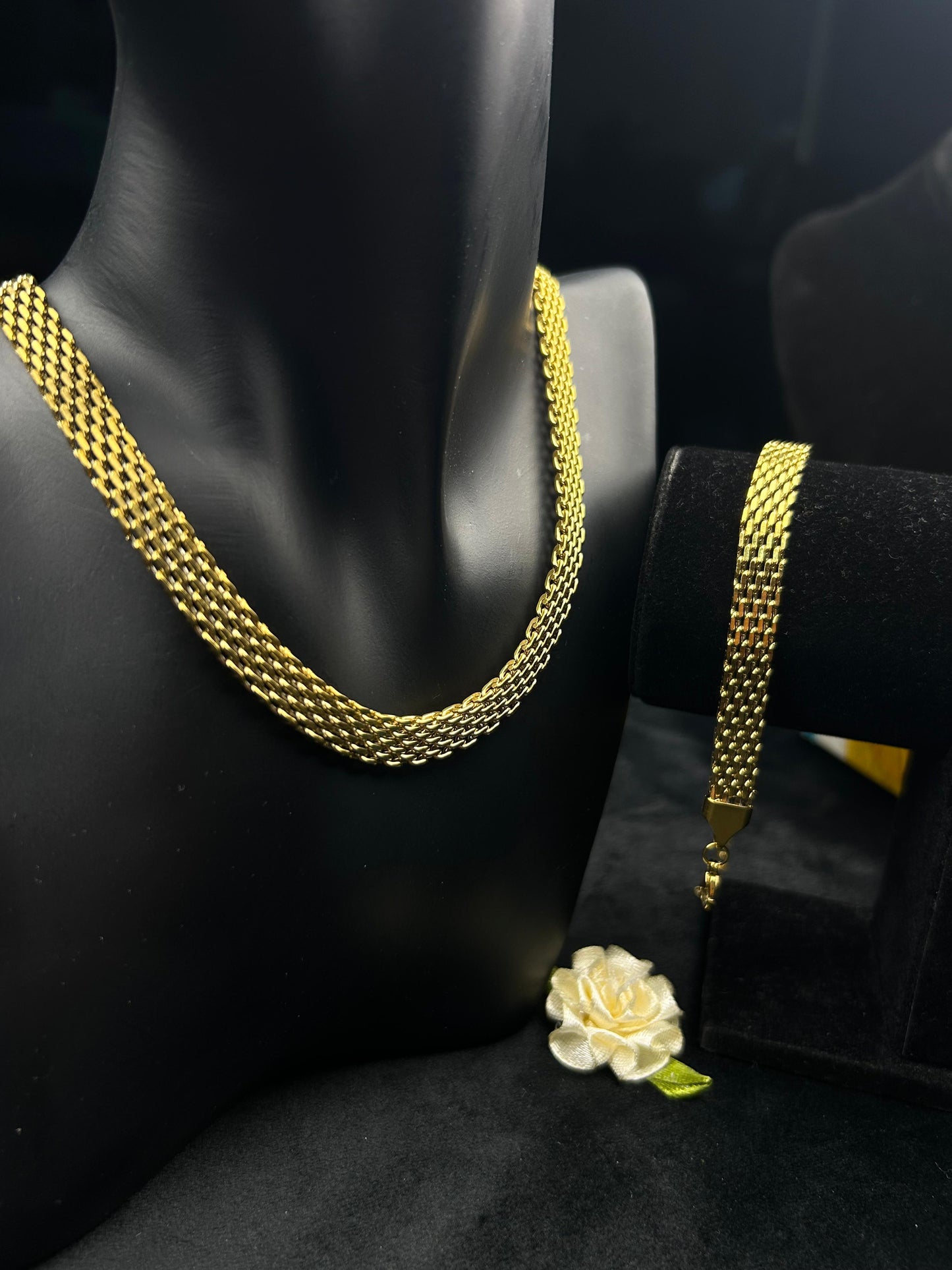 Golden Era Necklace & Bracelet Set