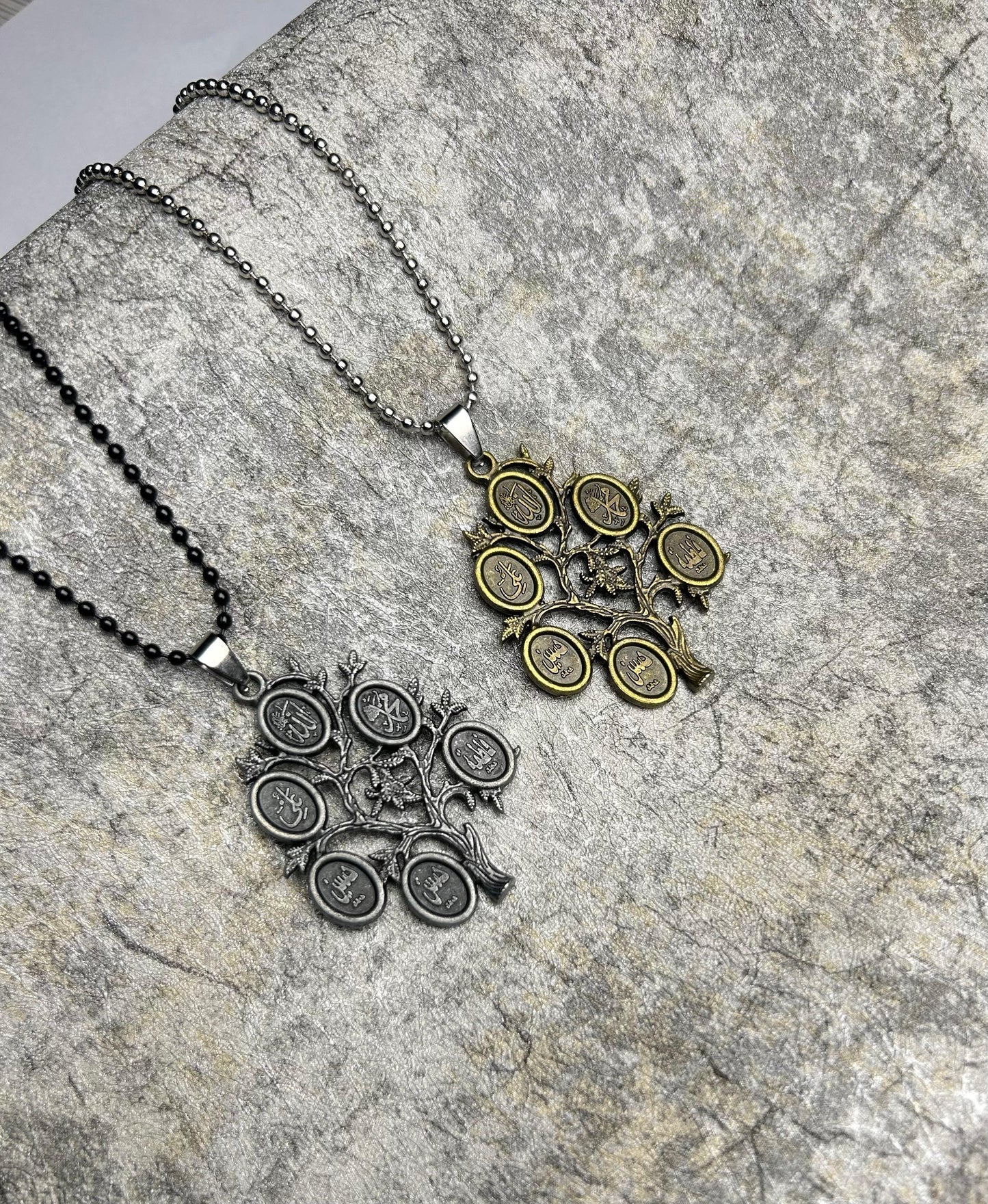 PANJETAN PAK Tree Locket