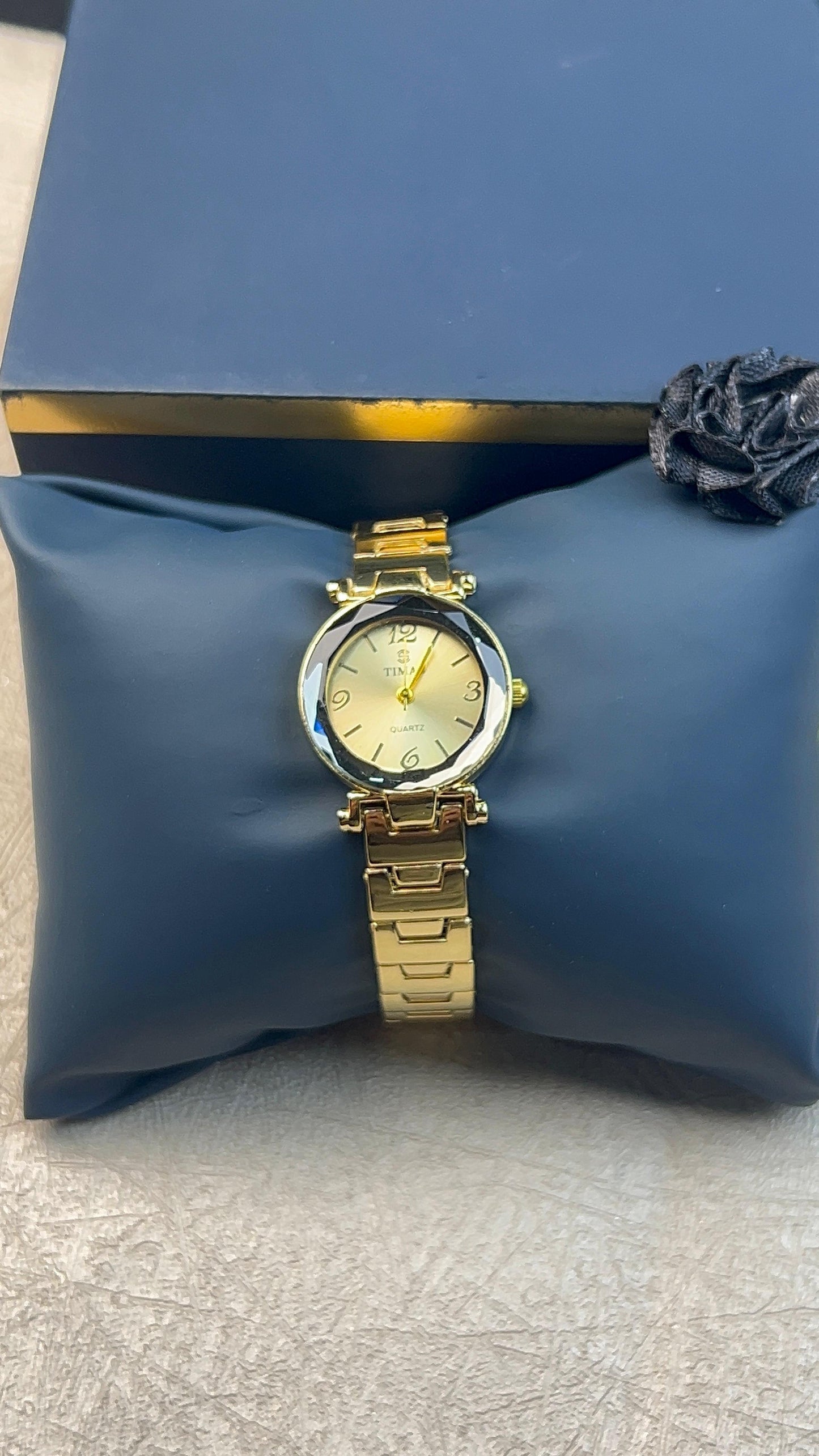 TIMAS Crystal Edge Golden Watch