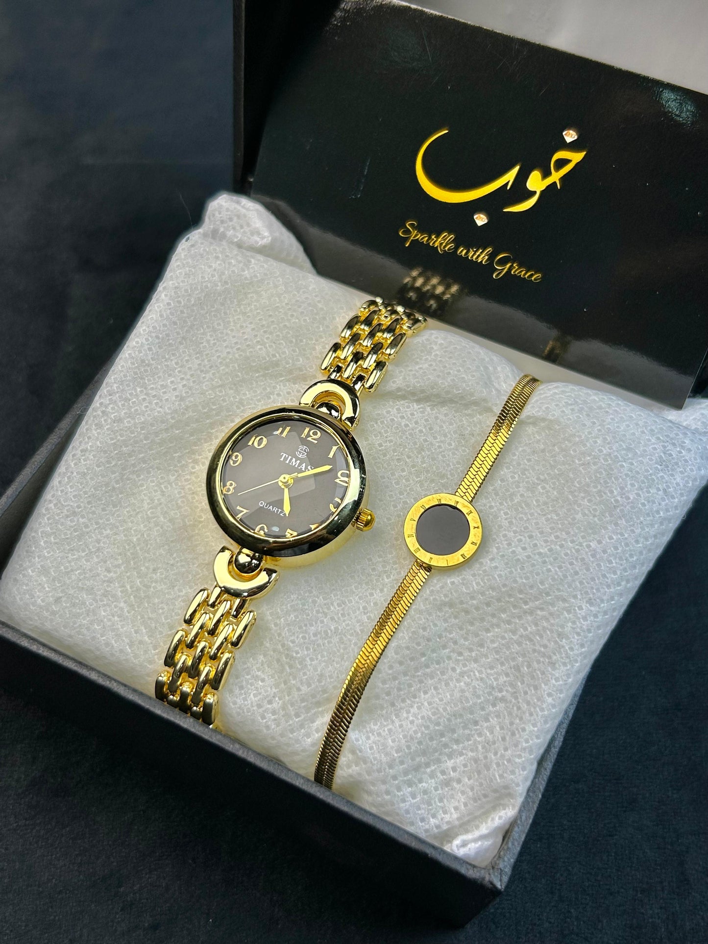 TIMAS Quartz Watch with Elegant Bracelet - Golden