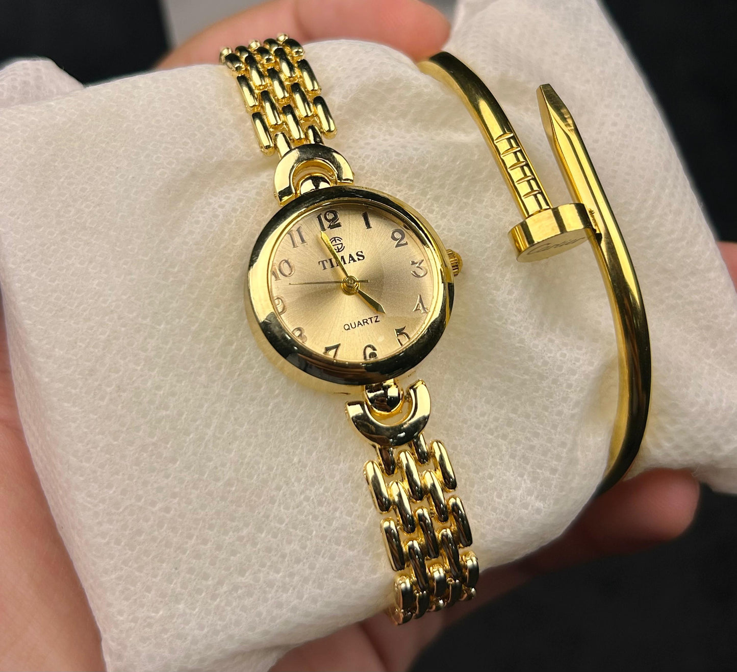 TIMAS Quartz Women Watch with Nail Armlet - Golden