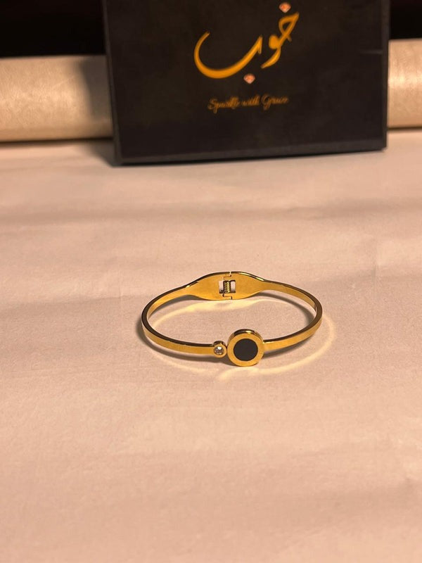 Golden Eclipse Armlet