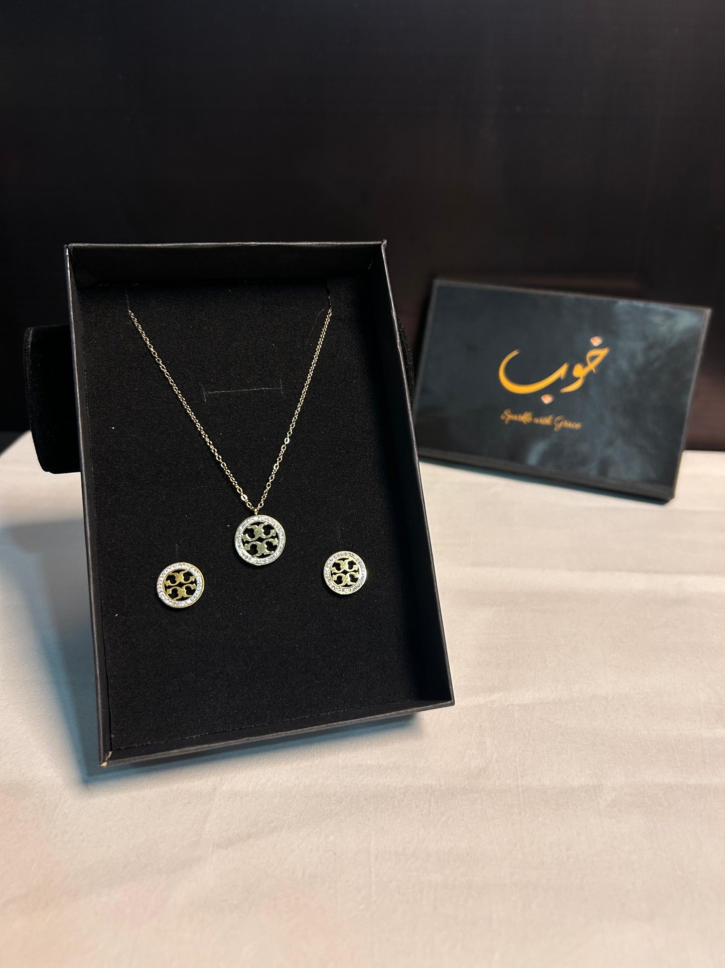 Special Tory Elegant Set
