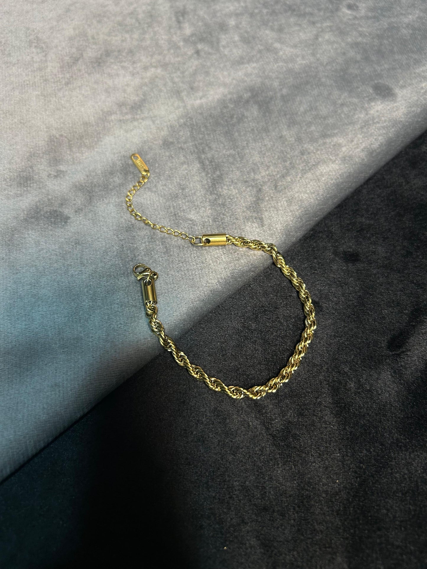 Twister Chain Set