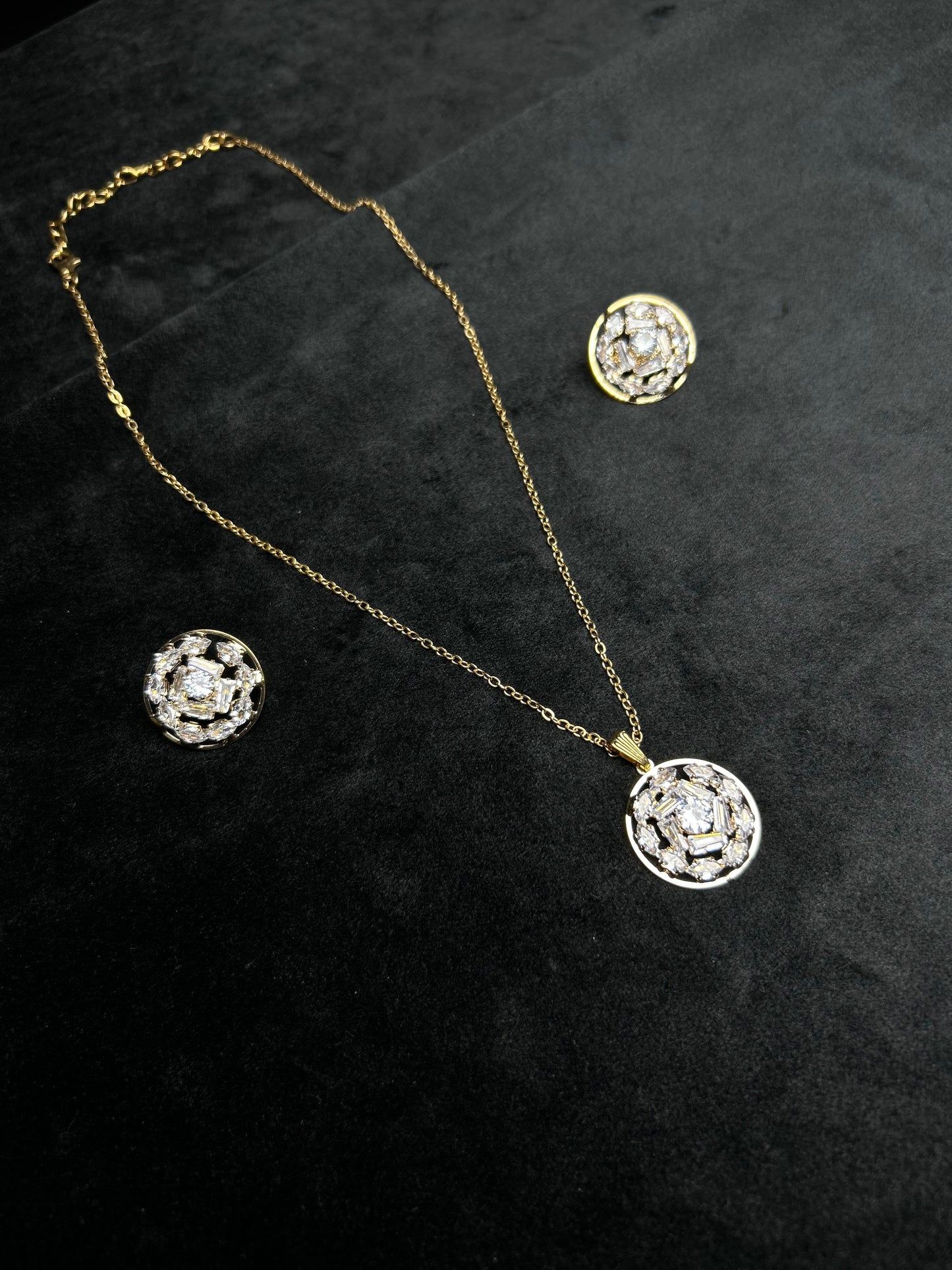 Golden Crystal Zircon Jewelry Set
