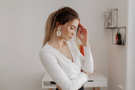 Jewelry Mistakes That Can Ruin Your Outfit (And How to Fix Them)