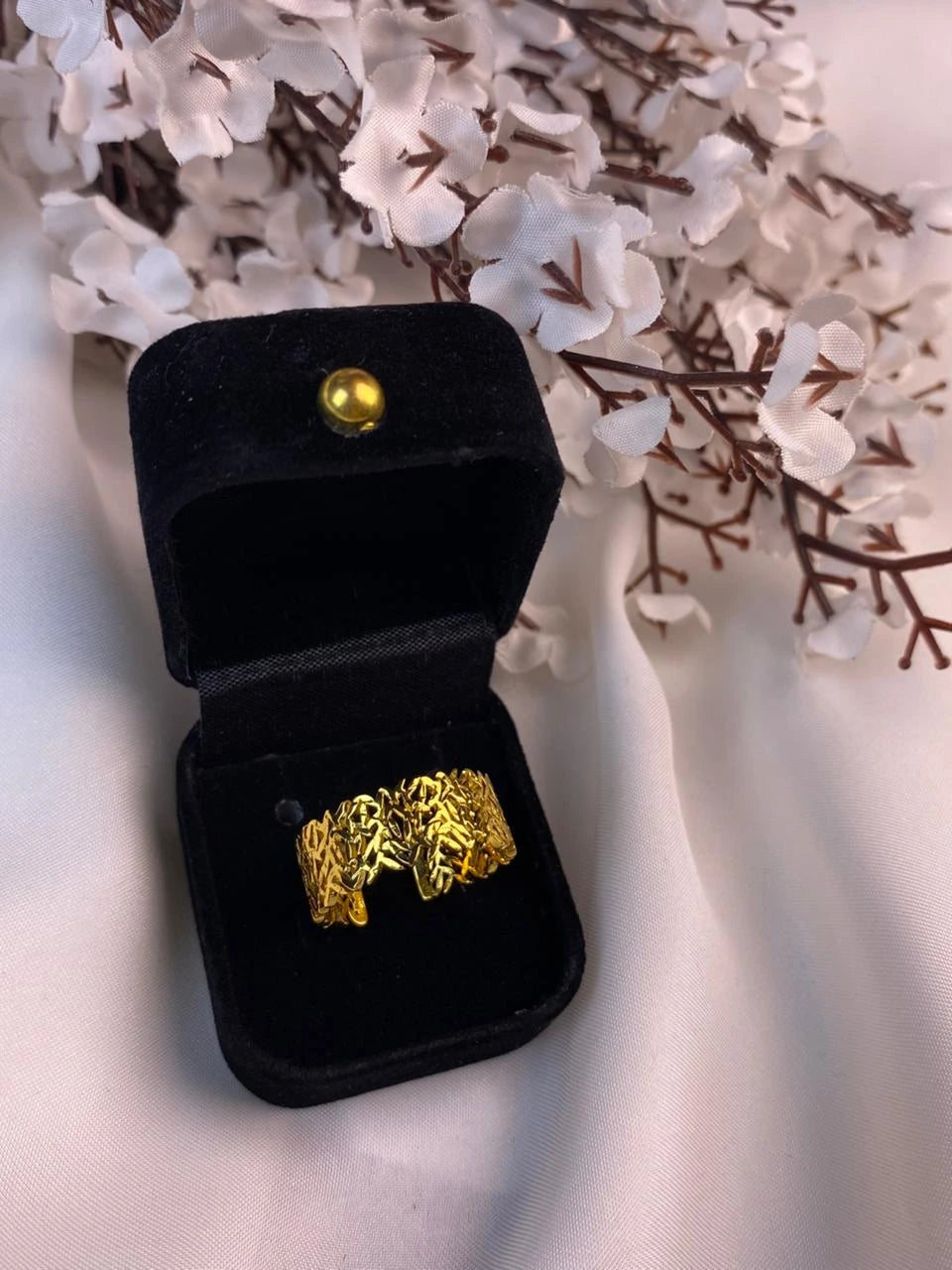 Adjustable Majestic Ring