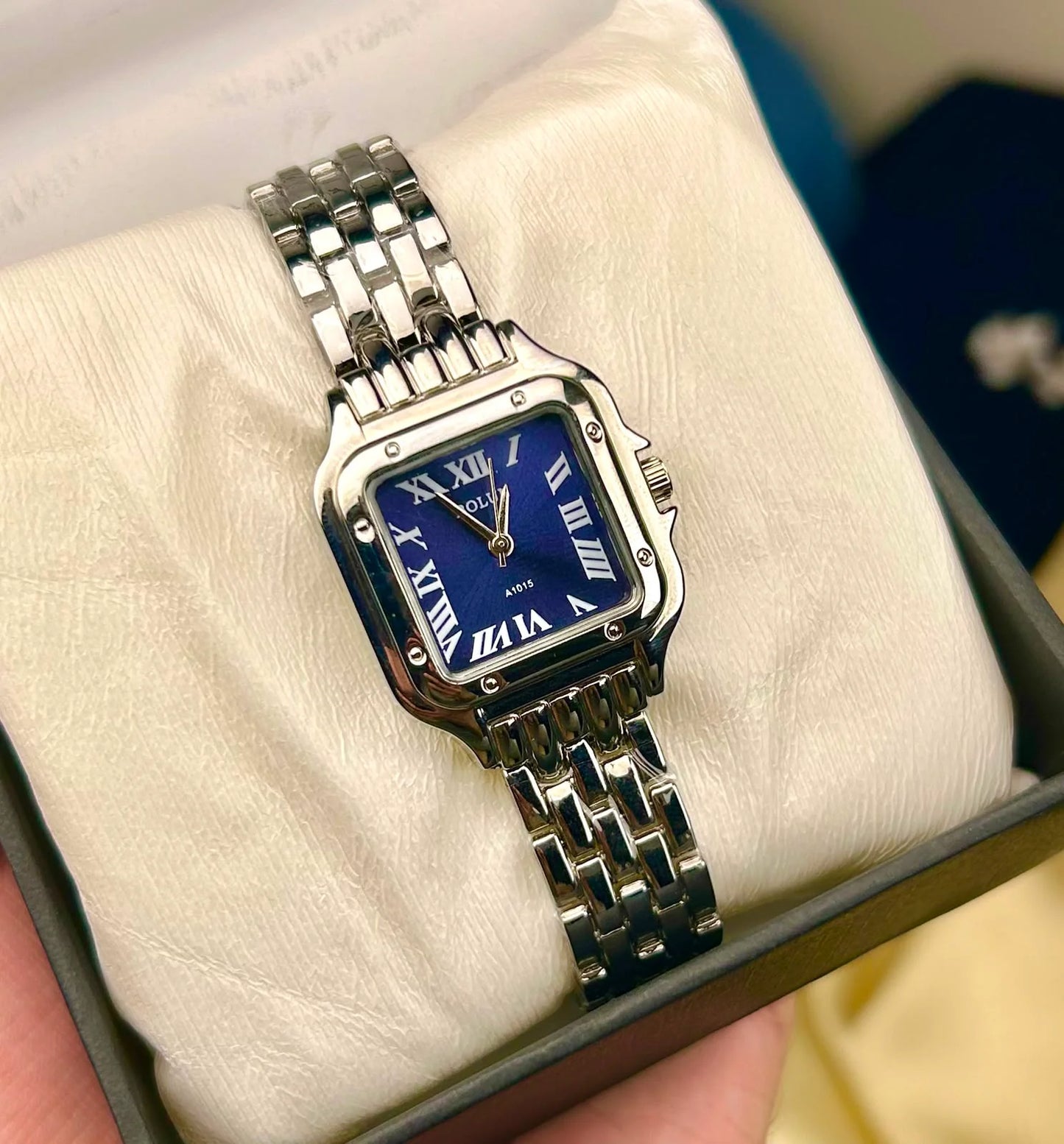 BOLUN Silver Tone Quartz Watch