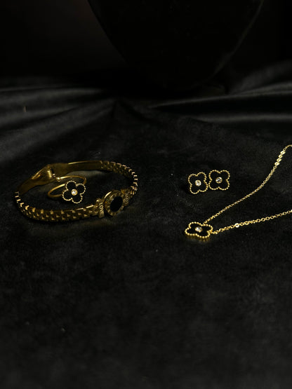 Four-Leaf Clover Jewelry Set