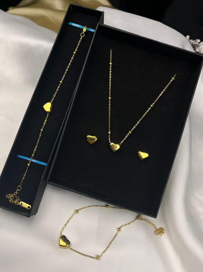 Golden Heart Charm Complete Set