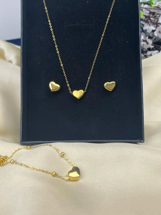 Golden Heart Charm Set