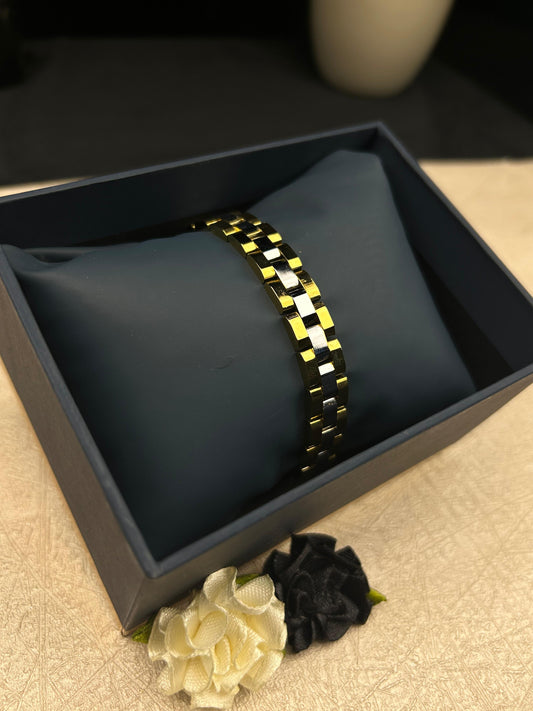 Golden Jubilee Chain Bracelet
