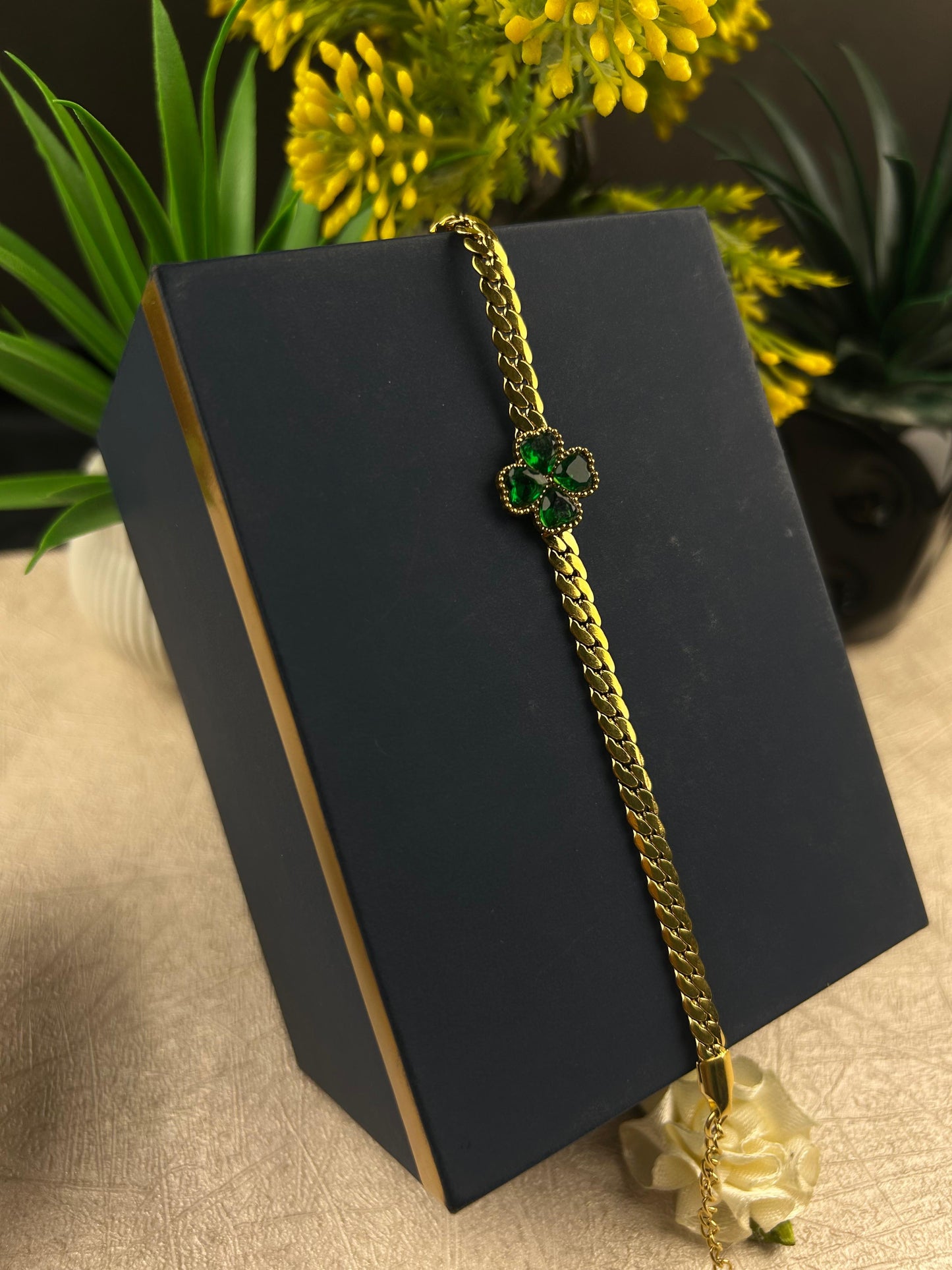 Green Clover Bracelet