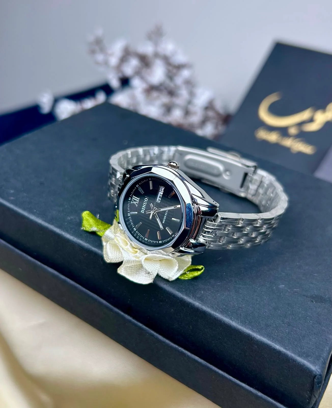 Signature DUNIO Silver Crystal Watch