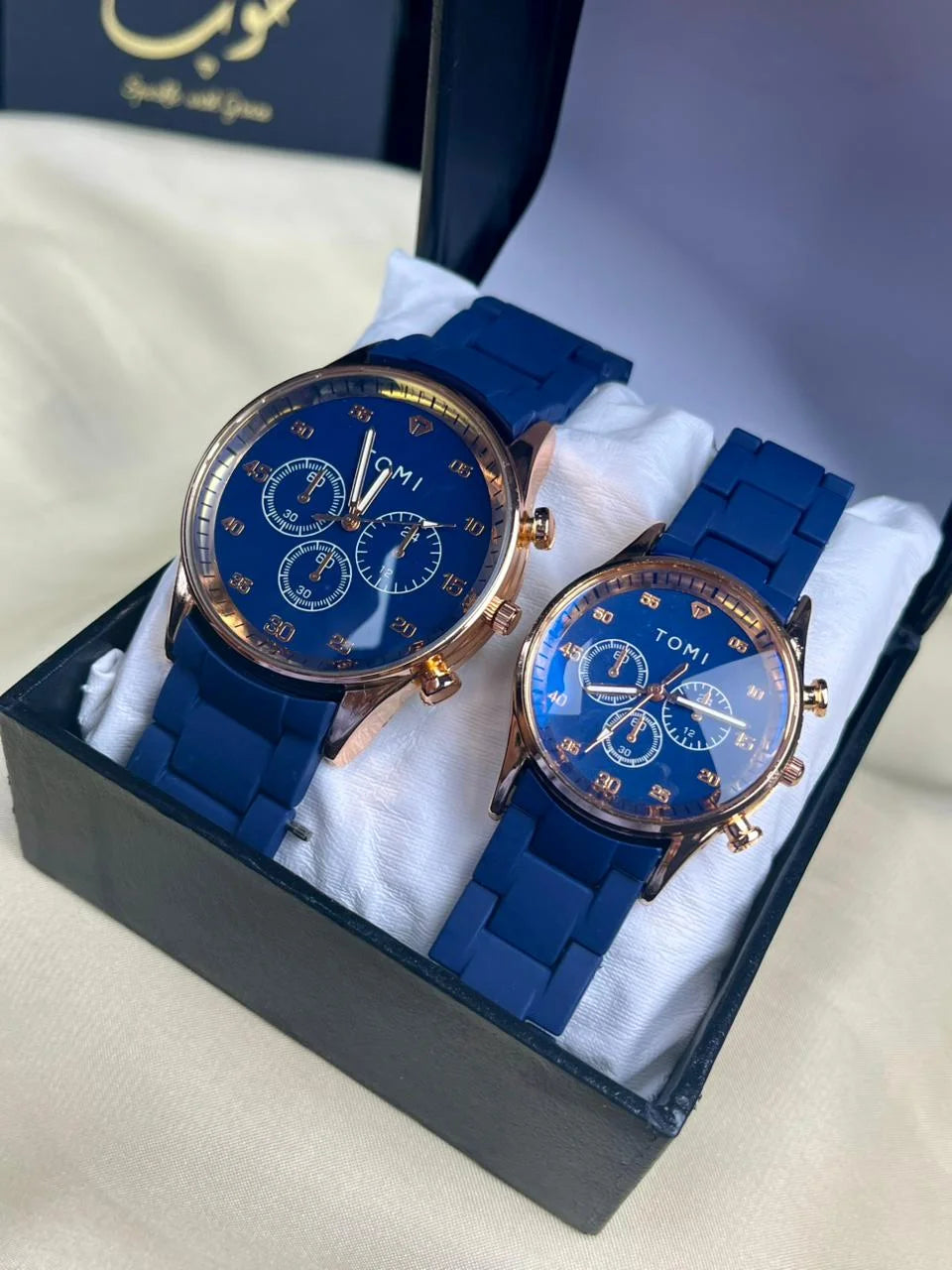 Sleek Noir Edition Couple Watch