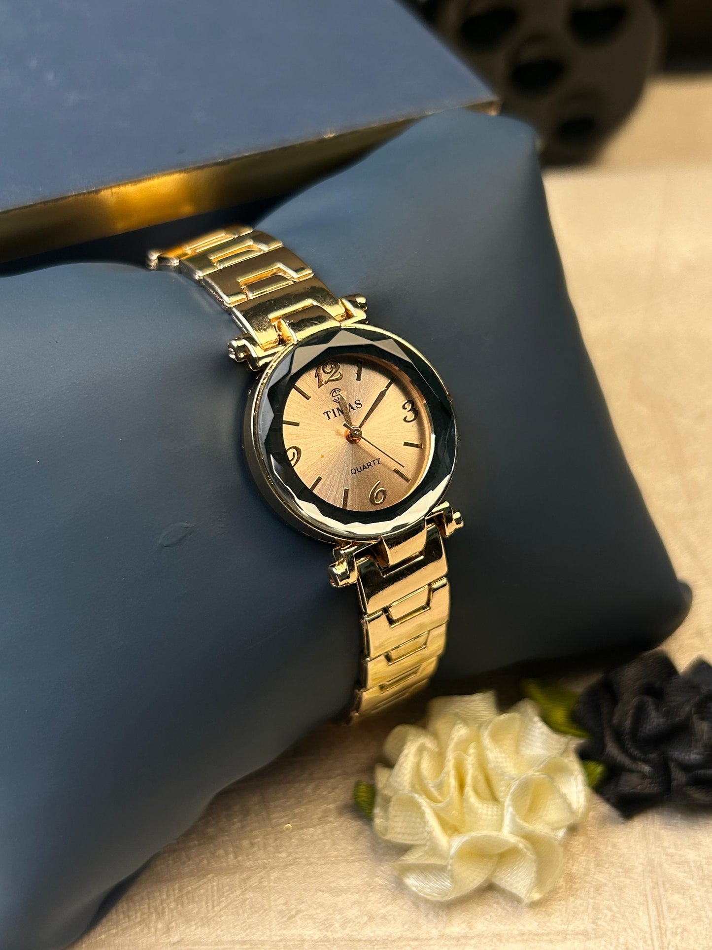 TIMAS Crystal Edge Watch