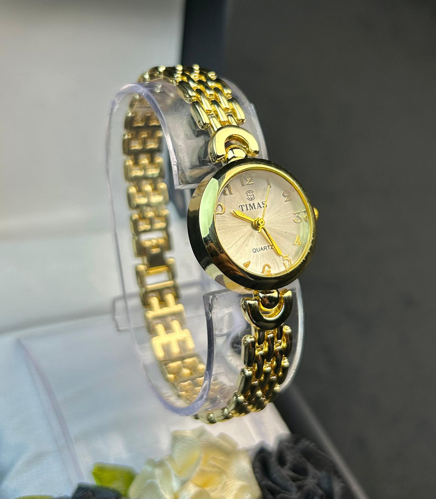 TIMAS Quartz Women Watch- Golden