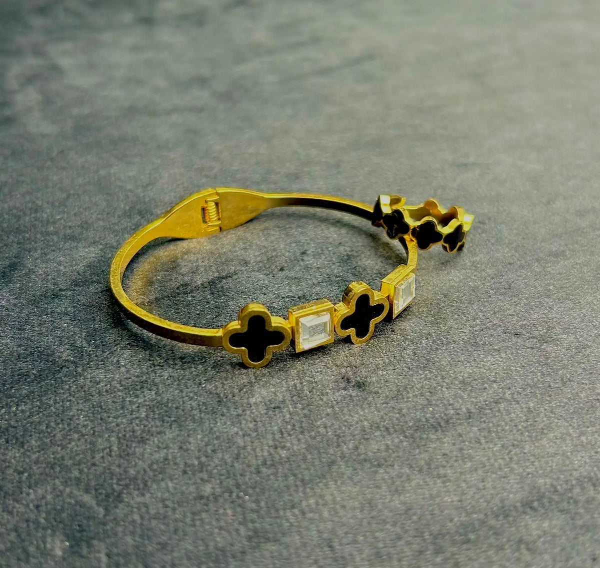 Trendy Black Clover Crystal Armlet and Ring