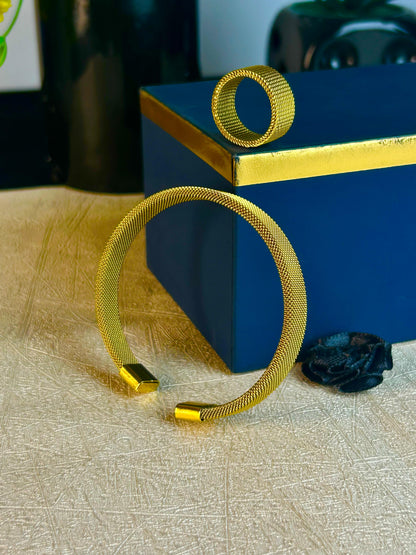 Tuxedo Handcuff and Ring Set