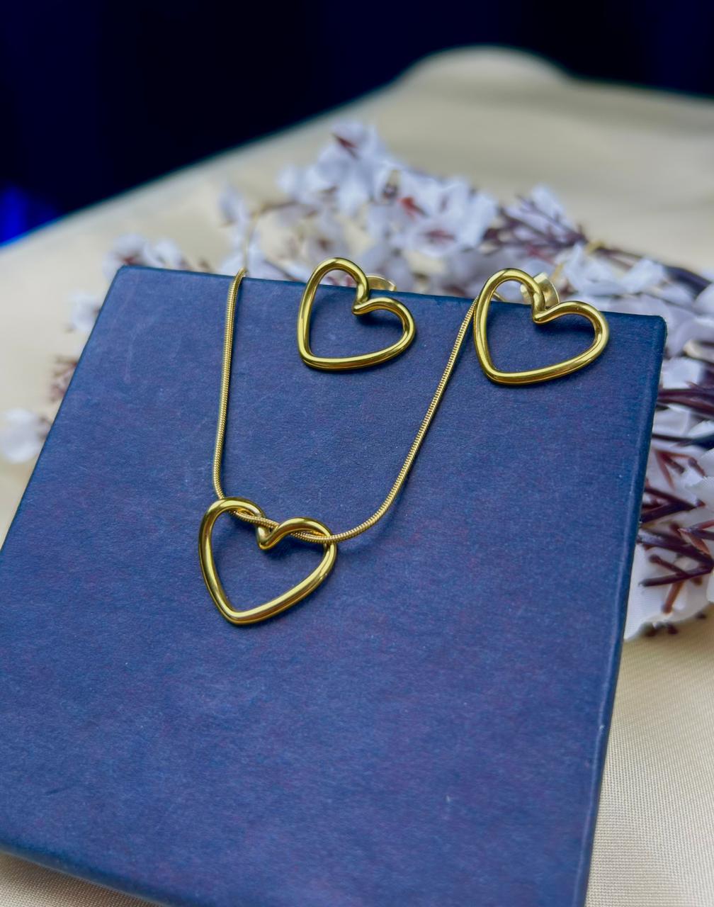 Twisted Heart Set