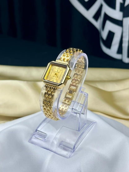 vintage style gold ladies watch with linked bracelet strap