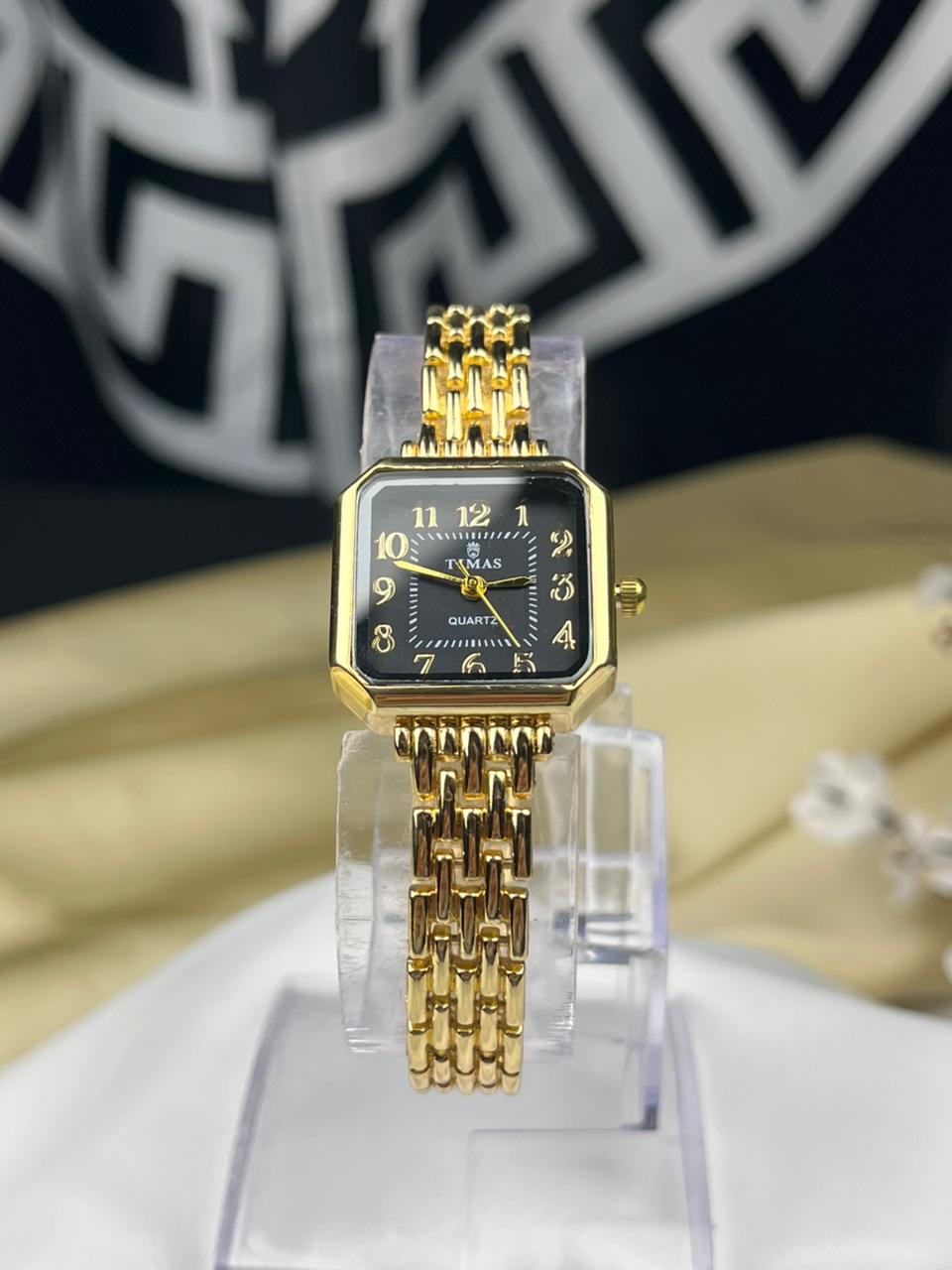 vintage style gold ladies watch with linked bracelet strap