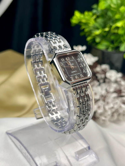 Vintage Style Ladies Watch-Silver