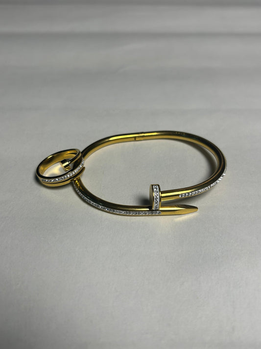 Car-tier Nail Armlet Set + Ring
