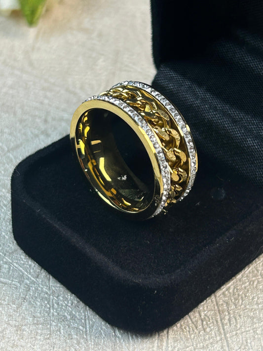 Elegant Spinner Chain Ring