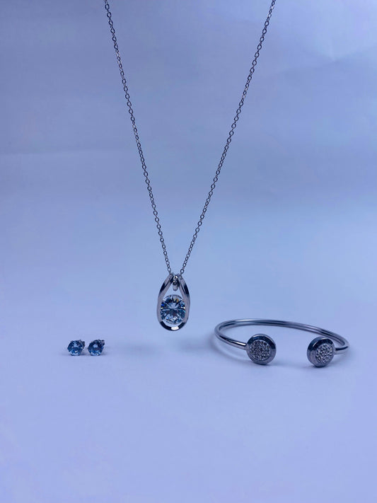 Groove Diamond Complete Set - Pendant, Earrings and Armlet