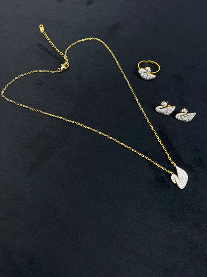 Dazzle White Duck Set