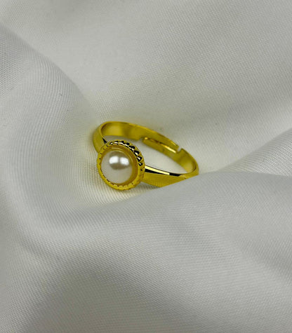 White Pearl Ring
