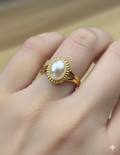 White Pearl Ring